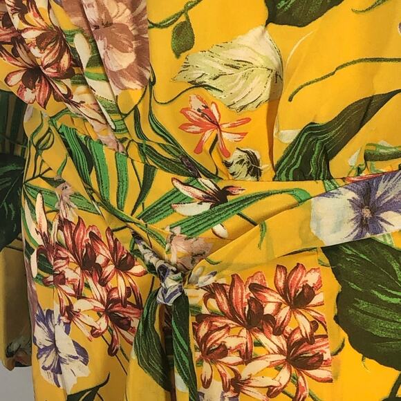 Miss Avenue Jungle Jumpsuit Off Shoulder Open Back Self Tie Belt size Small - Picture 4 of 16